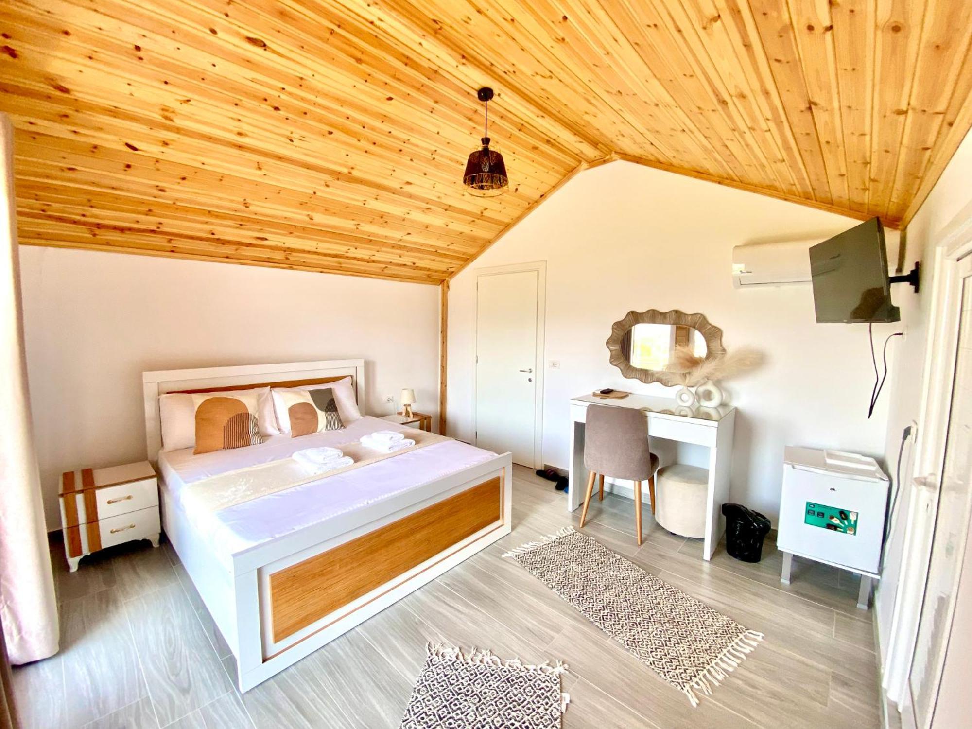 Guest House Rean Berat Bagian luar foto